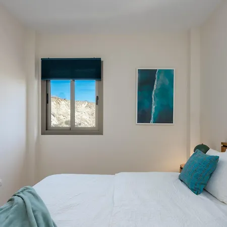 Stunning 3-bedroom Seaview Penthouse